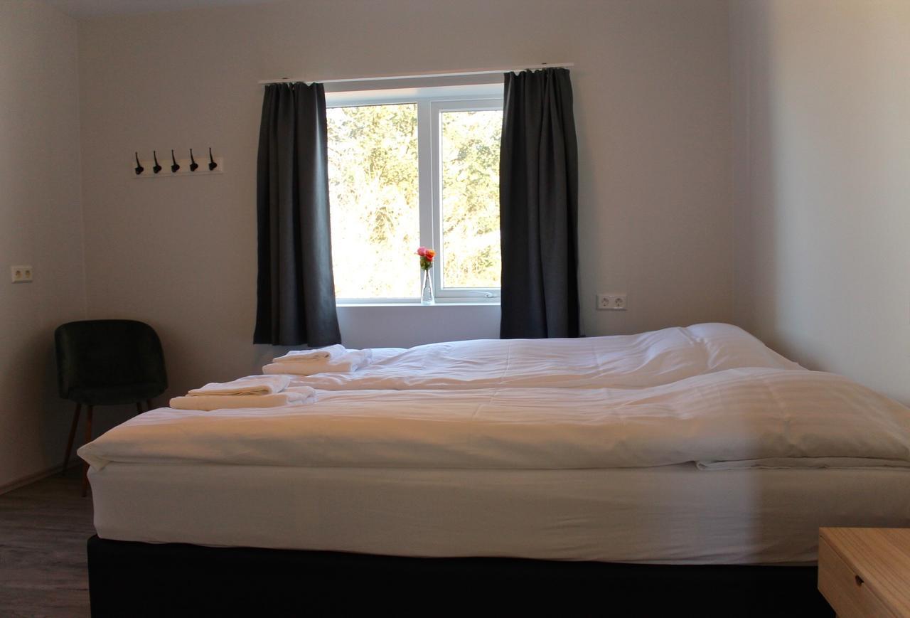 Guesthouse Saga Флудір Екстер'єр фото